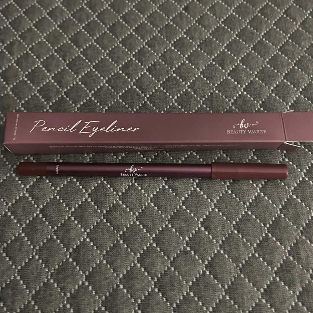 Beauty Vaulte Pencil Eyeliner - Purple Shimmer - Bold Bria!!!